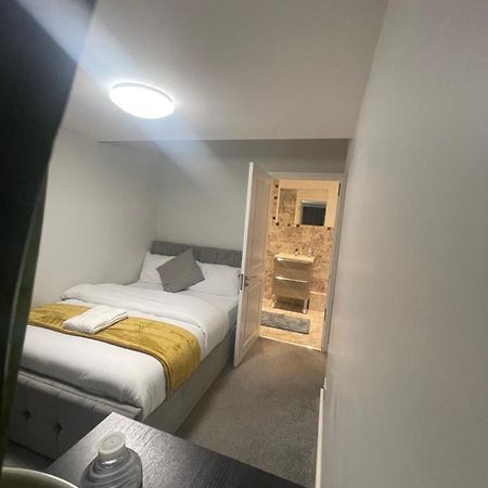 Beautiful En-Suite Bedroom Ipswich Eksteriør billede