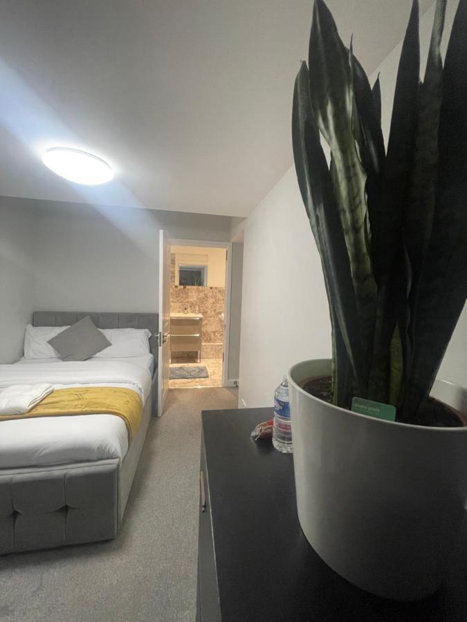 Beautiful En-Suite Bedroom Ipswich Eksteriør billede