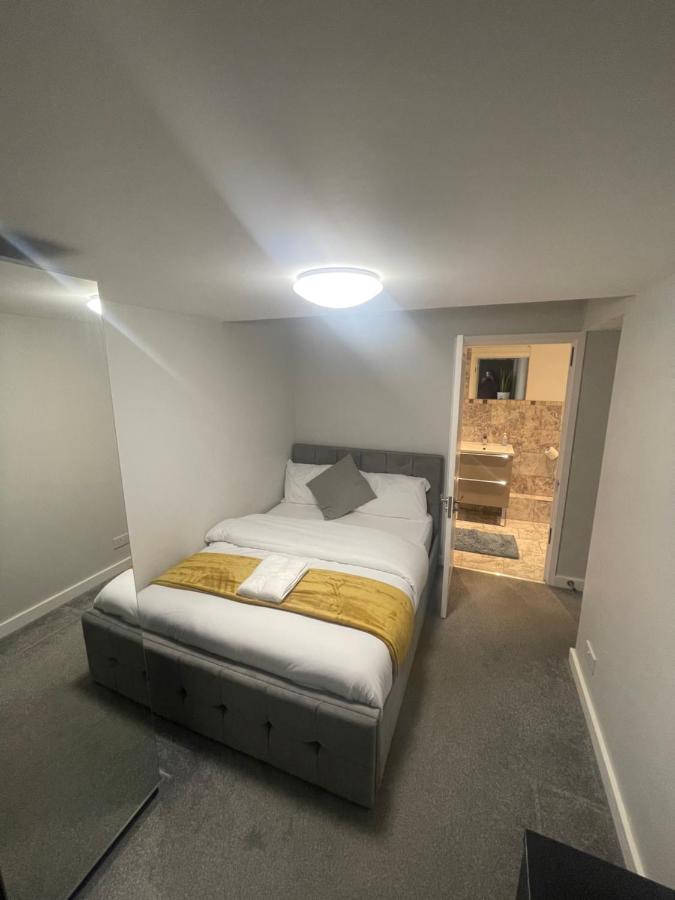 Beautiful En-Suite Bedroom Ipswich Eksteriør billede